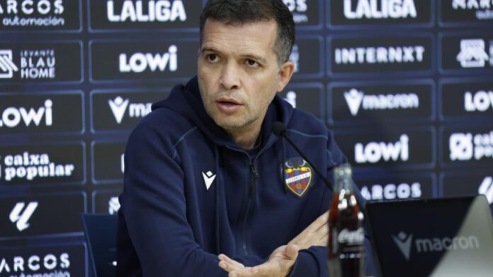 تصريحات لويس كاسترو: الوضع صعب لكن ليس مستحيلاً لليفانتي