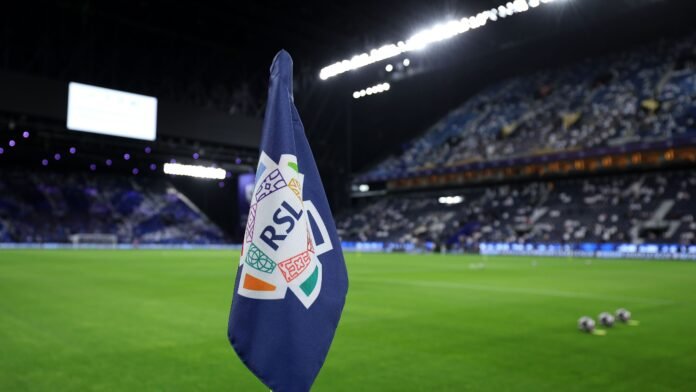 دوري روشن: صدارة النصر، احتفال رونالدو، ورسالة ماني