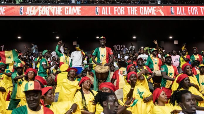 الدوري السنغالي: وفاة يوسو ديوف نجم إيه إس سالوم في الملعب