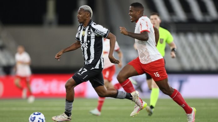 تمييز جنسي: بنفيكا تحت مرمى الانتقادات بسبب لاعبيه