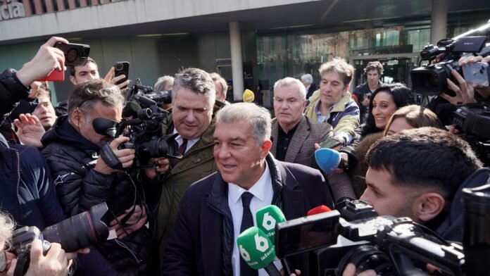 لابورتا يهاجم ريال مدريد: 600 كم تفصلنا عن محاولات السيطرة!