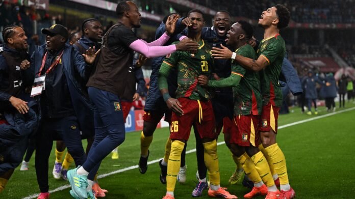 مكافأة مدرب الكاميرون: إنترنت مجاني و1525 يورو تثير الجدل