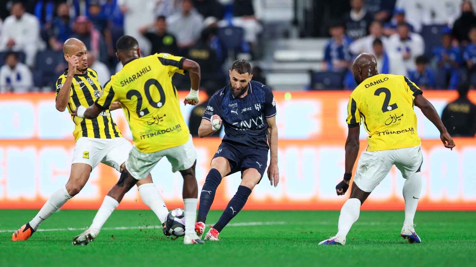 محمد نور ينتقد كريم بنزيما.. والاتحاد يتلقى سهام الانتقاد