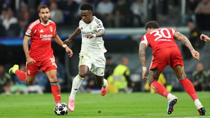 لاعب بنفيكا يعتذر لفينيسيوس بعد هجوم الجماهير: لقطة جدلية