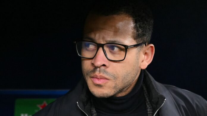 مستقبل ليام روزينيور مع تشيلسي: هل يواجه المدرب خطر الإقالة؟