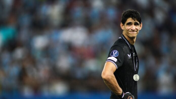 بونو إلى ريفر بليت؟ عرض مفاجئ ينتظر حارس الهلال بعد كأس العالم