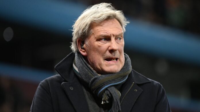 غلين هودل: أسطورة توتنهام قد ينقذ الفريق من الهبوط