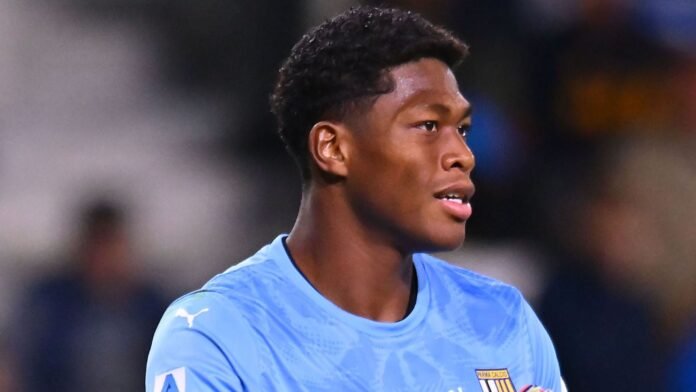 حراسة مرمى بارما: سوزوكي أم كورفي؟ المعركة على المركز الأساسي