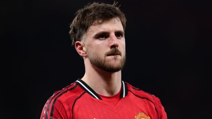 مانسون ماونت يرفض الرحيل عن مانشستر يونايتد رغم اهتمام المنافسين