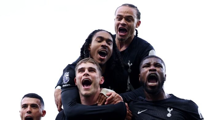 ميكي فان دي فين: أسطورة تشيلسي يطالب بالتعاقد مع نجم توتنهام