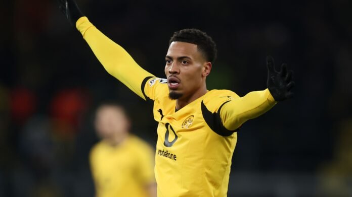 فيليكس نميشا: لاعب مانشستر سيتي السابق يفتقر للعزيمة رغم موسمه الرائع