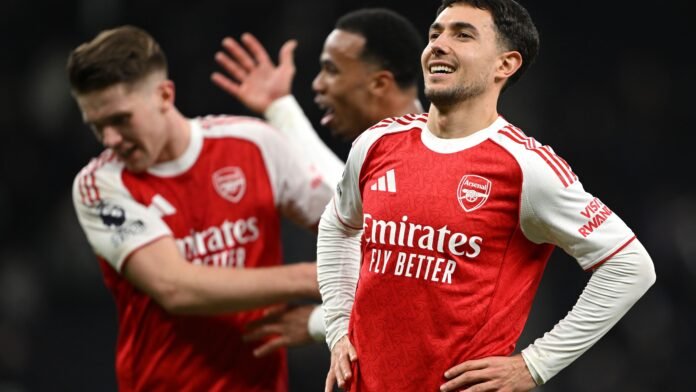 أخبار الانتقالات: تشافي يكشف فشل ضم زوبيميندي ووالد ماك أليستر يصدم ليفربول