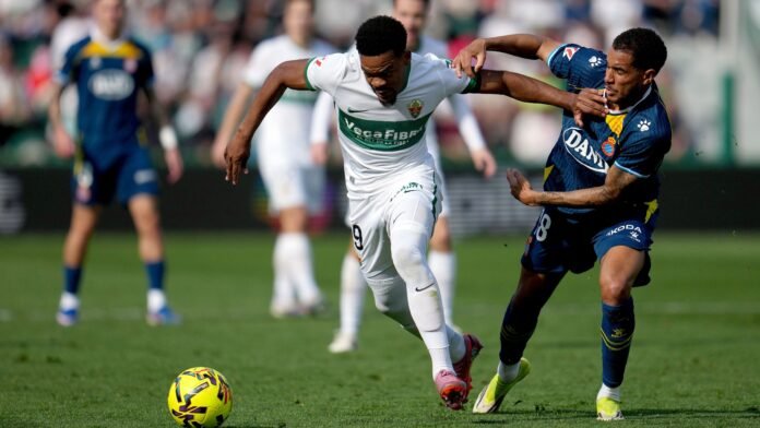 عنصرية جديدة في الليجا: نجم مغربي ضحية عبارة مسيئة