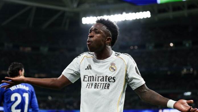 ريال مدريد يُغرم مالياً لإساءة مشجع نازية في مباراة بنفيكا