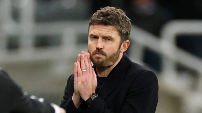 بول سكولز يحذف تغريدة انستغرام الساخرة عن مايكل كاريك