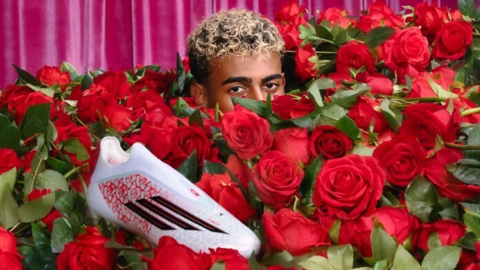 لامين يامال: حذاء أديداس 